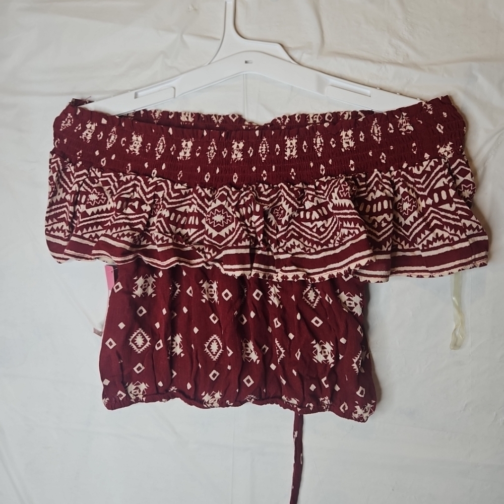 Xhilaration Crop Top Halter Top  Blouse Off Shoulder Burg Wine/White S Dopamine - Picture 9 of 15